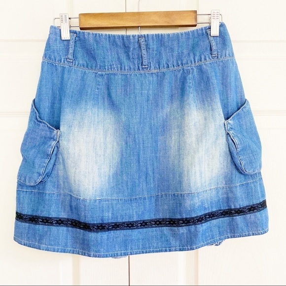 Lark & Wolff Chambray Denim Mini Skirt w/ Pockets - Picture 6 of 7